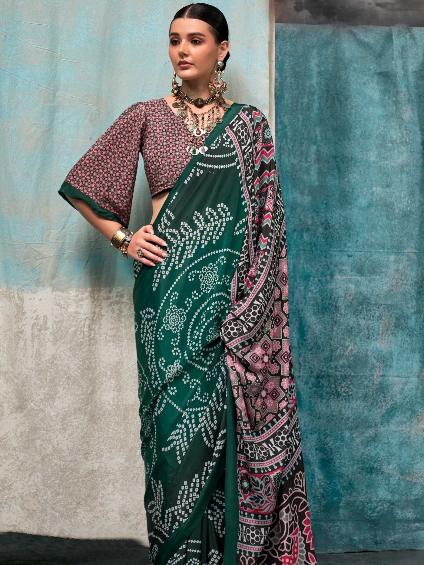 Sophisticated Green-Pink Pure Crepe Silk Saree with Digital Prints