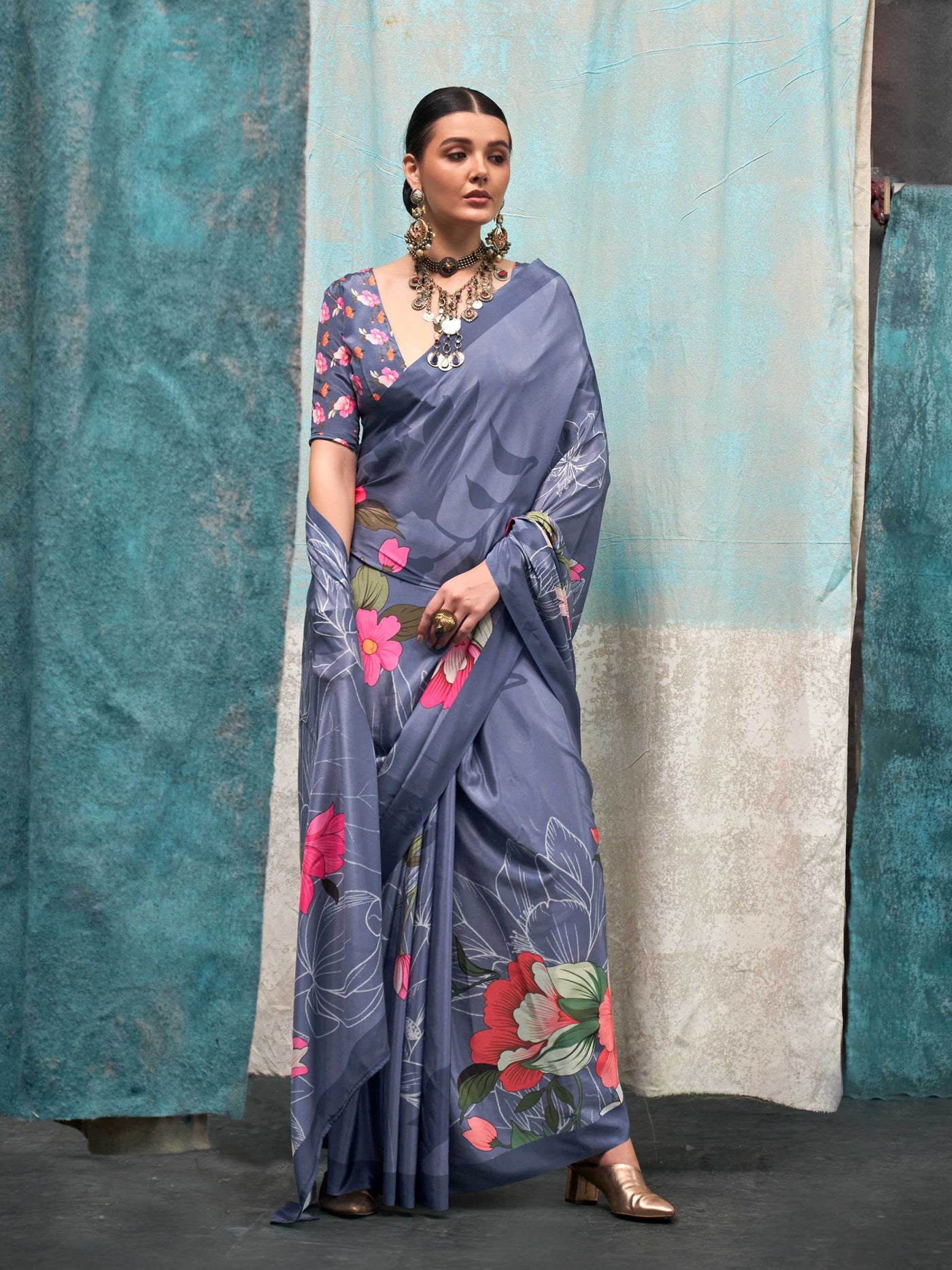 Elegant Silver Grey Pure Crepe Silk Saree with Kalamkari Prints