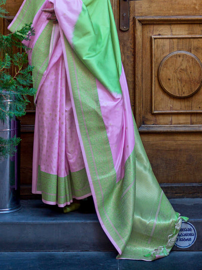 Green & Lavender Soft Art Silk Handloom Saree with Dual-Tone Contrast Heritage Weaving