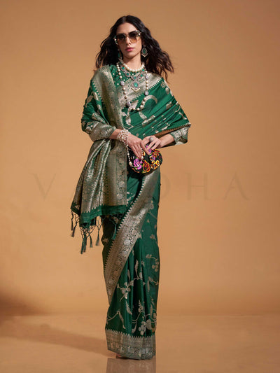 Bottle Green Pure Georgette Handloom Saree with Gold Detailing Grand Occasion Wear