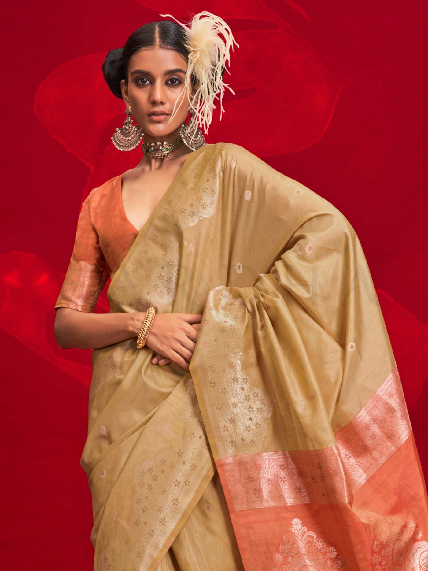 Beige Tussar Silk Handloom Saree with Peach Ikkat Pallu – Elegant Wedding Drape