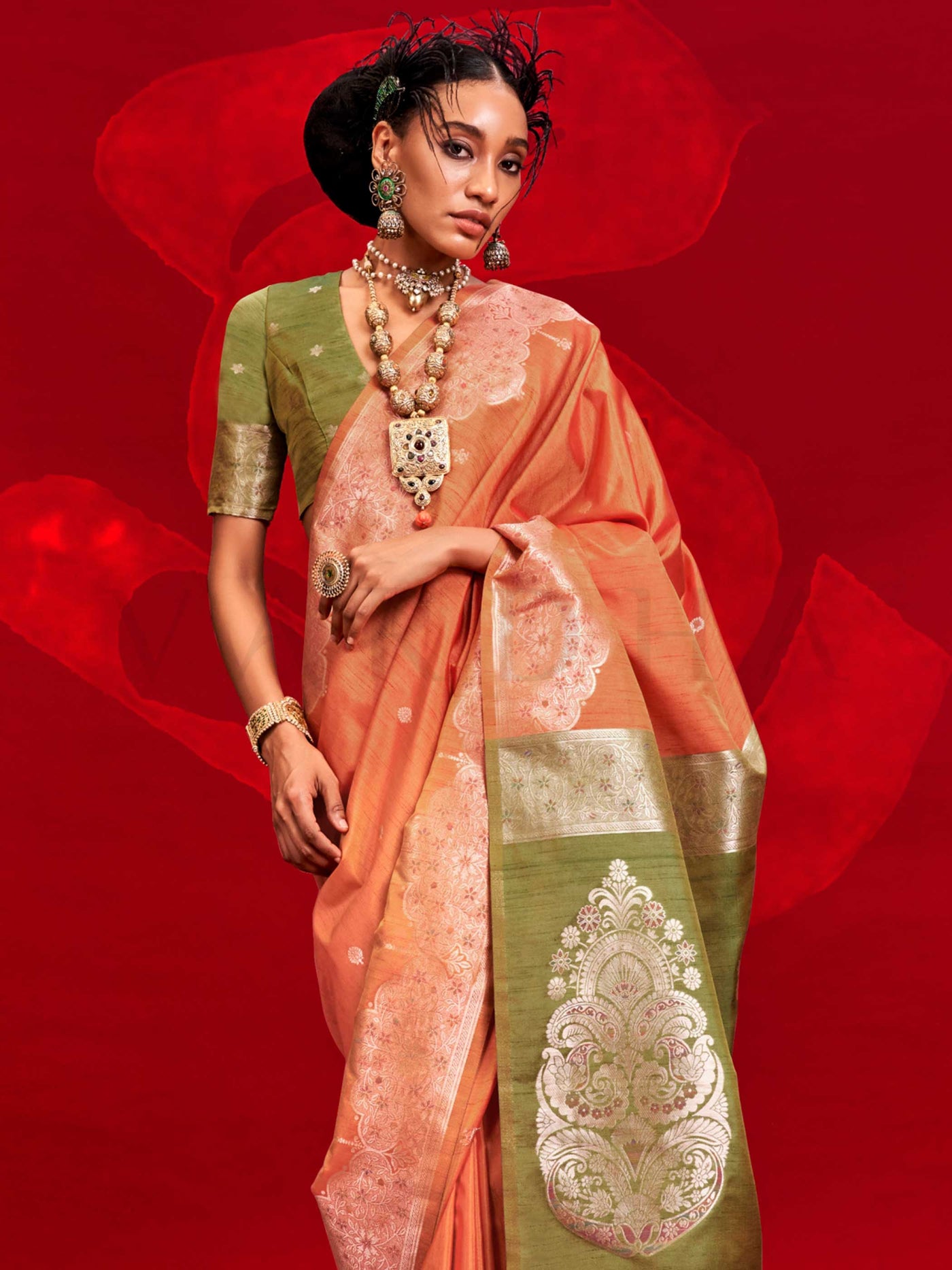 Peach Tussar Silk Handloom Saree with Green Ikkat Pallu – Exquisite Handloom Craftsmanship