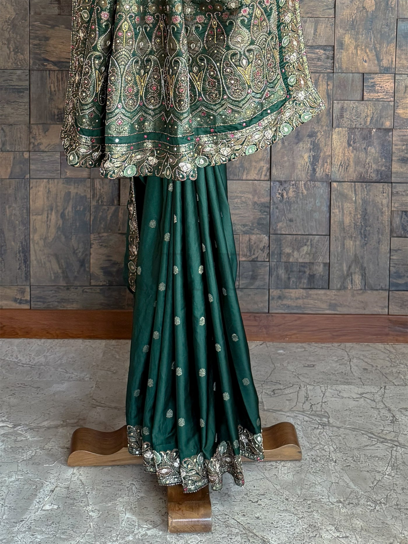 Emerald Green Banarasi Jamawar Satin Silk Saree With Handwork Embroidery Buttis